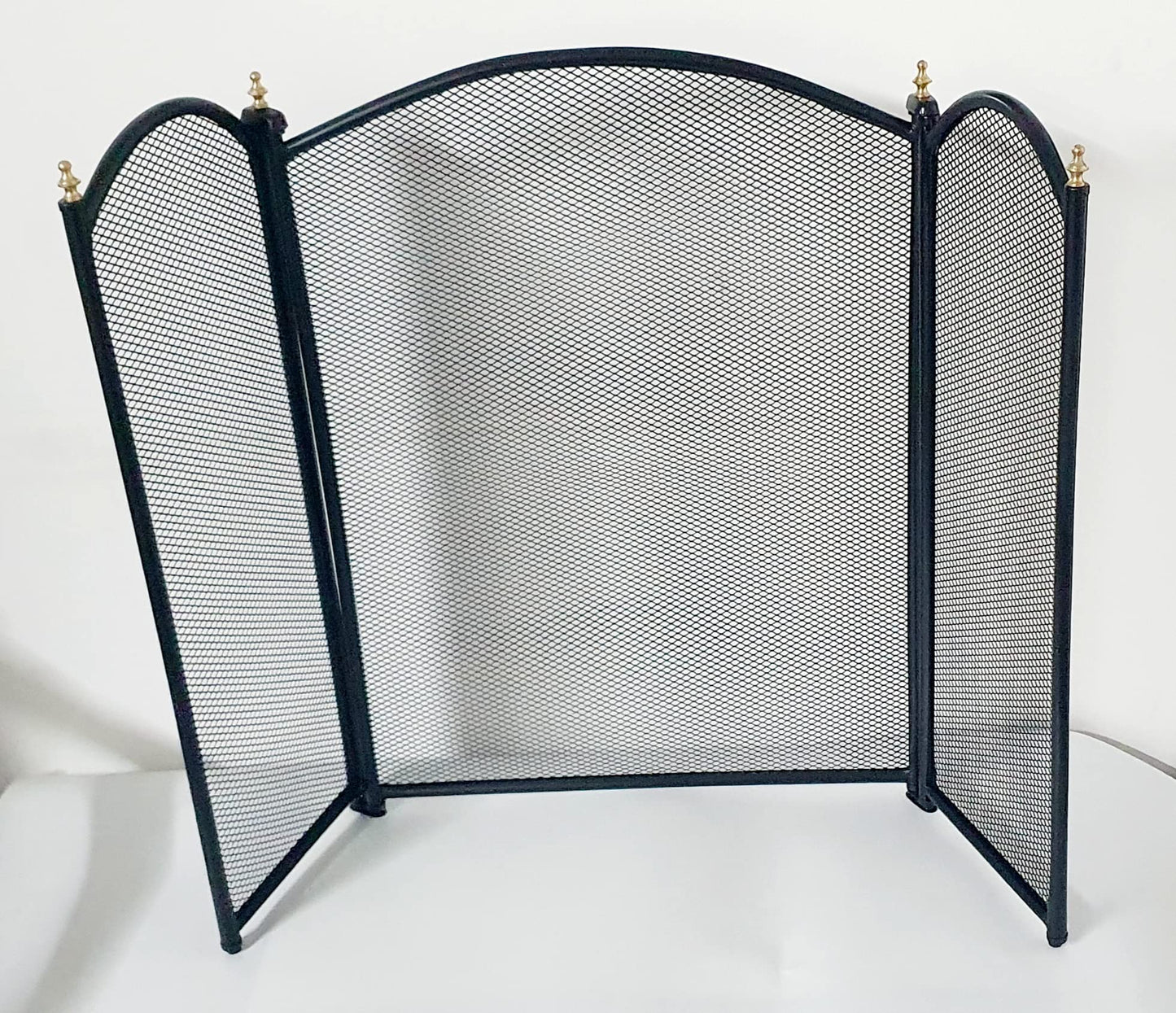 3 Panel Folding Fire Guard Fire Place Guard Fire Screen Spark Flame Guard Curved Folding Design, Black